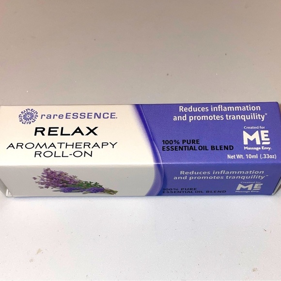 $5.00 Add on 💥RareEssence Soothe Aromatherapy Relax Roll-On  NIP - Picture 1 of 3